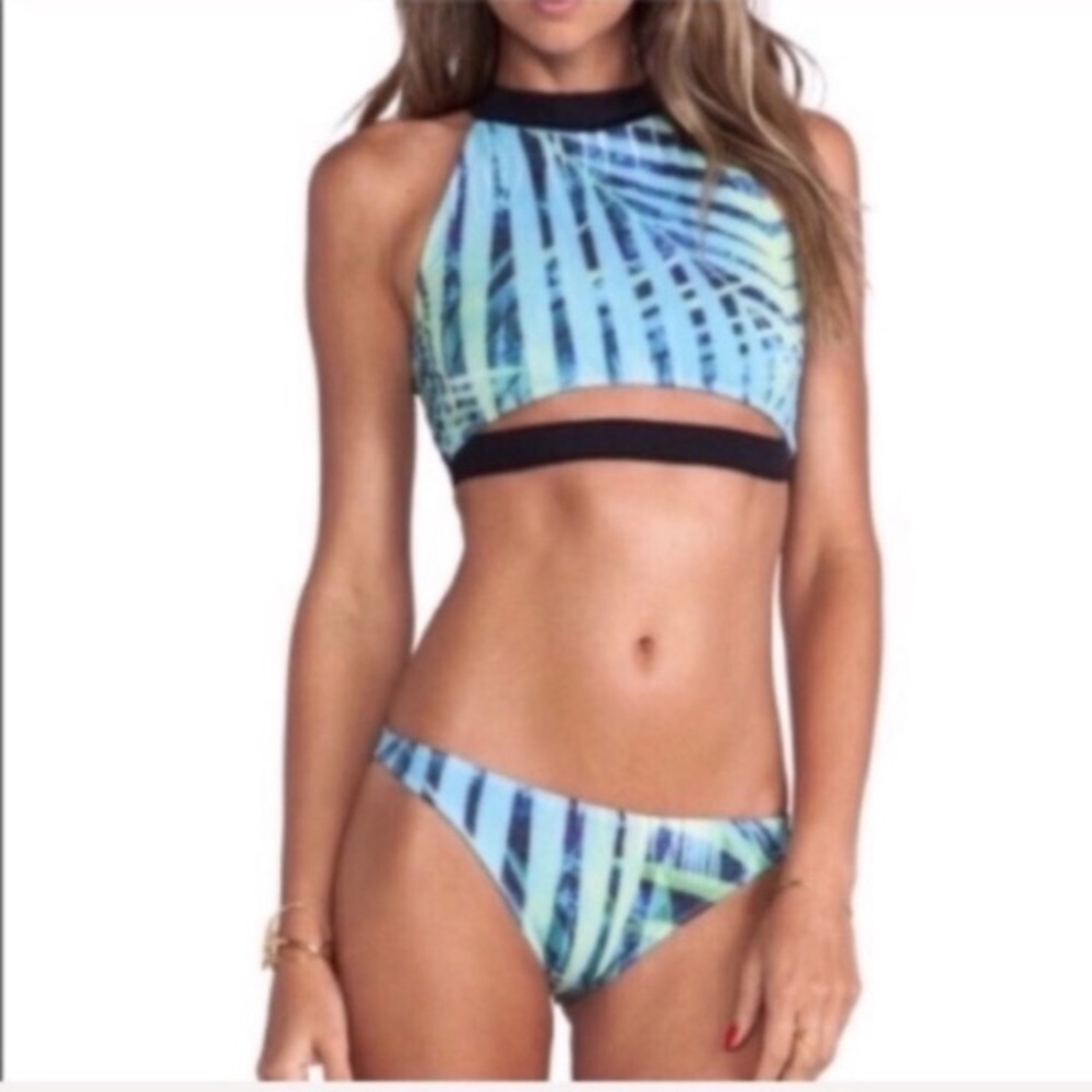 NWT L Skye & staghorn Palm Print Swim Set